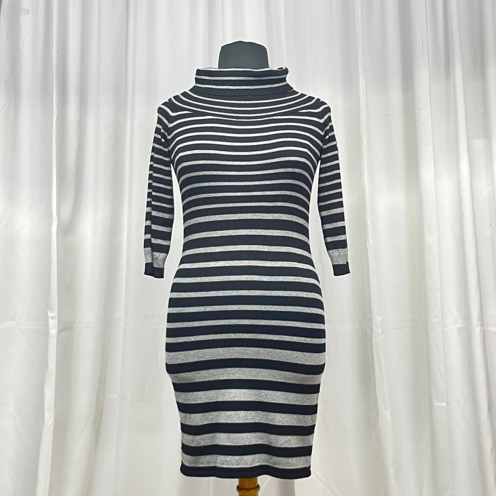 XL Black Gray Striped Sweater Dress Fitted Stretch Curvy